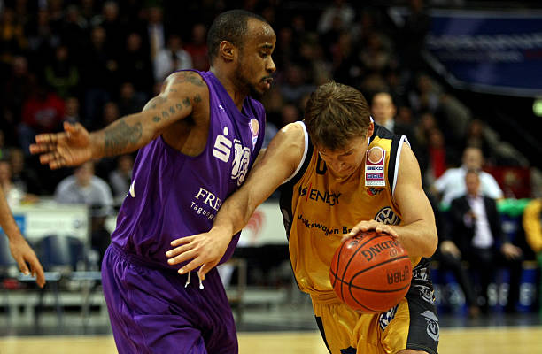 他甚至更具 他甚至更具